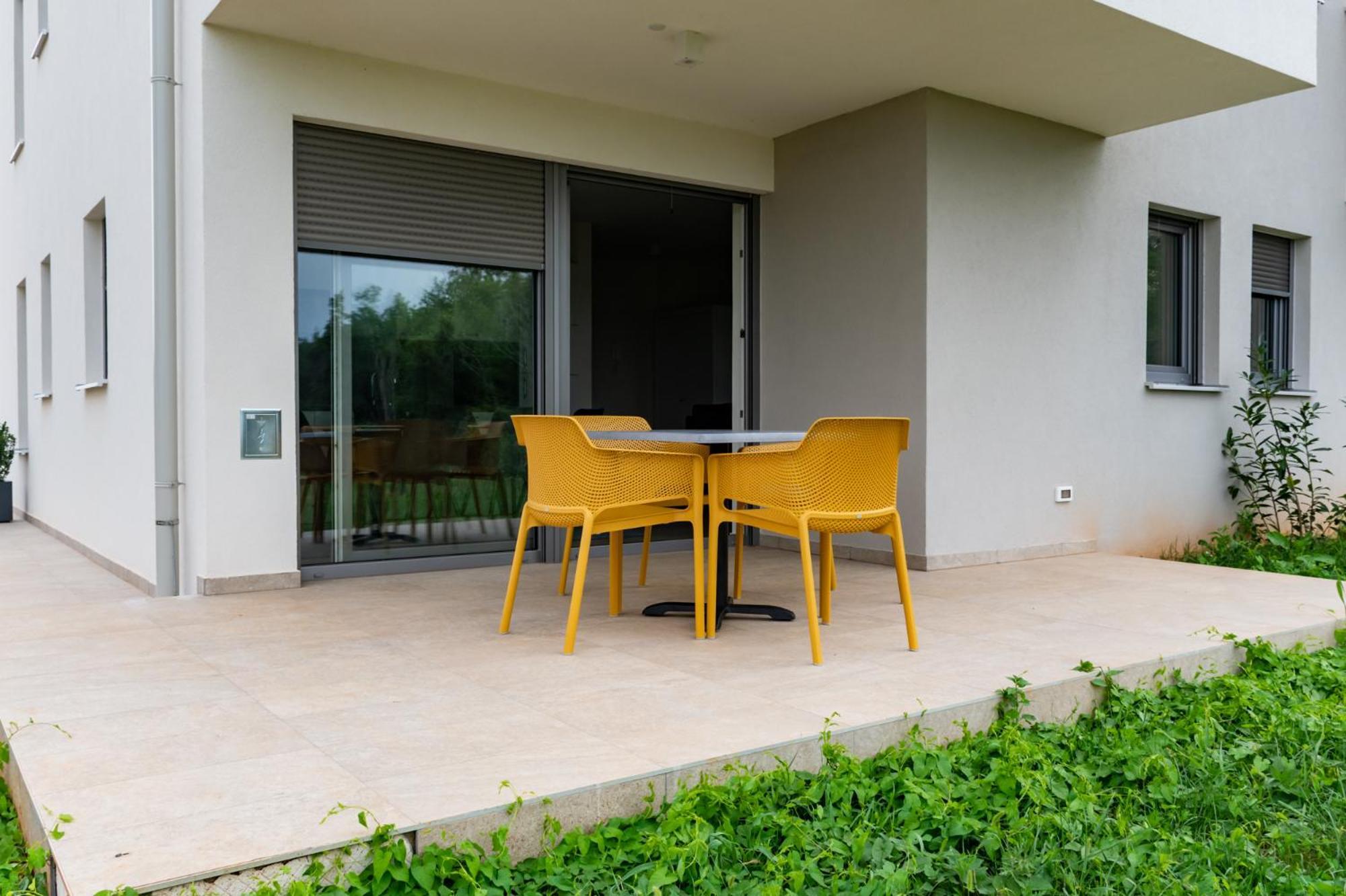Baden Resort Basanija, Umag-With Sea View, Parking And 300M From The Beach Εξωτερικό φωτογραφία